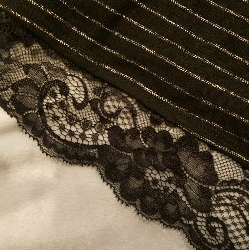 SEMI-FORMAL TOP - Picture 2 of 3